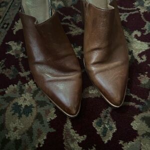 AWESOME FRYE MULES! In Great Condition